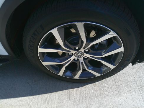 Used 2022 Acura MDX FWD w/ Technology Package image 15