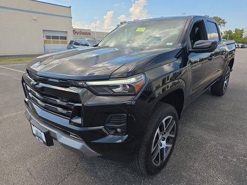 Used 2023 Chevrolet Colorado Z71 w/ Z71 Convenience Package 2 AWD/4WD image 7
