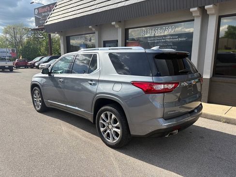 Used 2019 Chevrolet Traverse Premier w/ LPO, Floor Liner Package AWD/4WD image 3