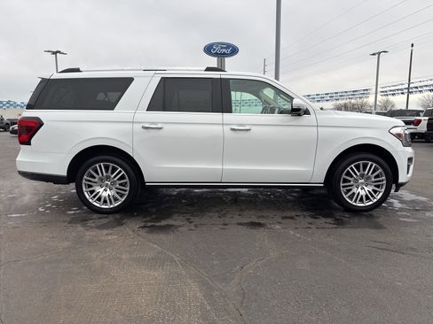 Used 2024 Ford Expedition Max Limited image 4