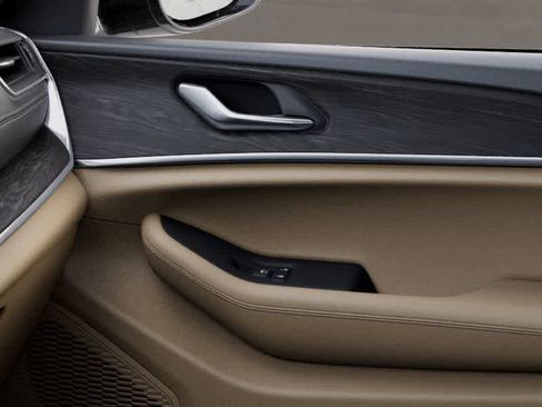 New 2025 Jeep Grand Cherokee Limited w/ Black Appearance Package image 25