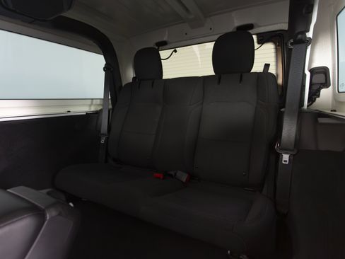 Used 2021 Jeep Wrangler Sport image 29