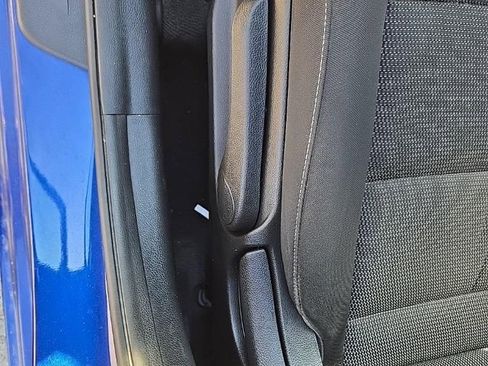 Used 2017 Kia Forte LX image 34