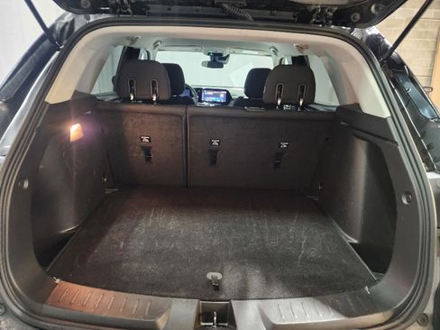 Used 2025 Chevrolet TrailBlazer LT image 16