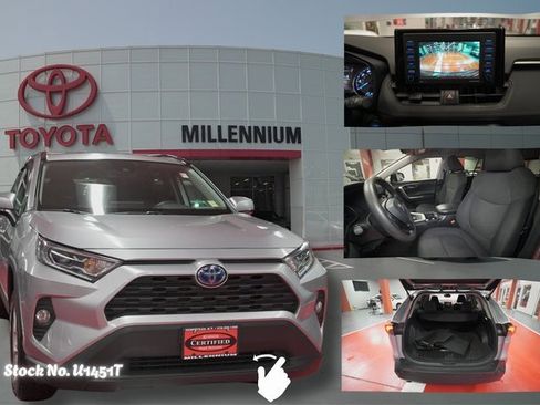 Used 2021 Toyota RAV4 XLE image 1