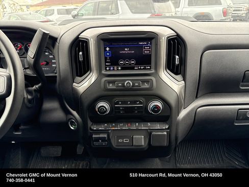 Used 2025 Chevrolet Silverado 1500 Custom Trail Boss AWD/4WD image 17