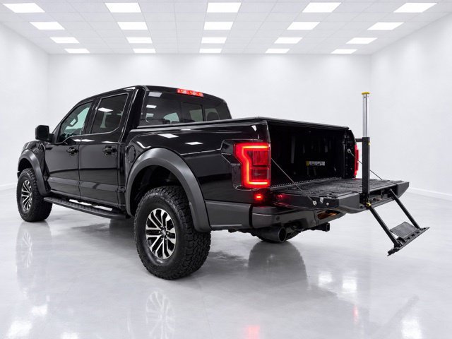 Used 2020 Ford F150 Raptor w/ Equipment Group 802A Luxury AWD/4WD image 16
