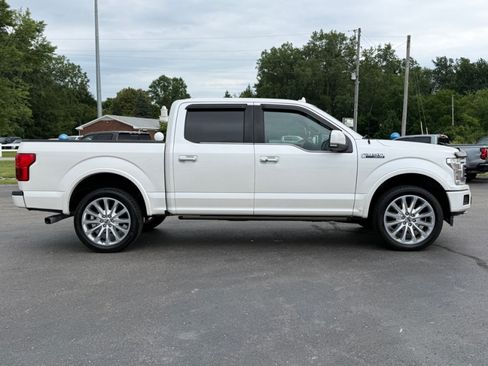 Used 2018 Ford F150 Limited AWD/4WD image 9