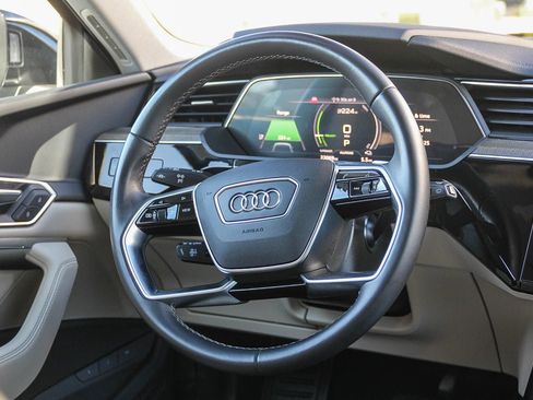 Certified 2024 Audi Q8 e-tron Premium Plus image 16