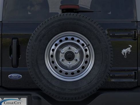 New 2025 Ford Bronco 4-Door AWD/4WD image 19