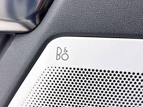 Used 2025 Ford F350 Platinum w/ Tremor Off-Road Package image 8