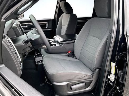 Used 2024 RAM 1500 Classic Warlock image 22