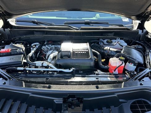 Used 2026 GMC Yukon XL Denali Ultimate AWD/4WD image 31