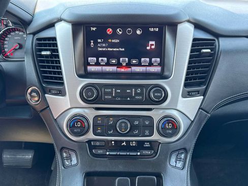 Used 2016 GMC Yukon SLT w/ Open Road Package AWD/4WD image 29