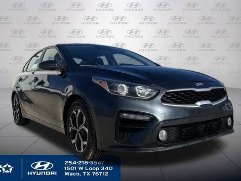 Used 2020 Kia Forte LXS image 3