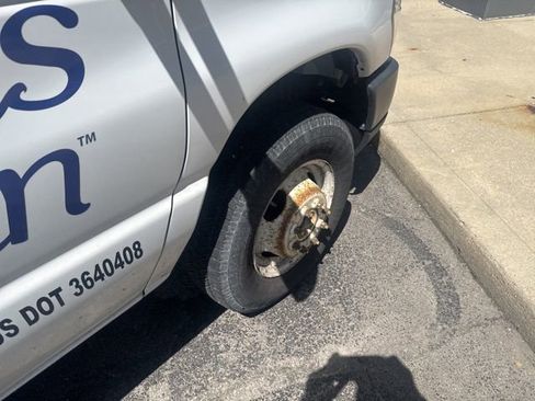 Used 2019 Ford E-350 and Econoline 350 Super Duty w/ Power Windows & Locks Group RWD image 12