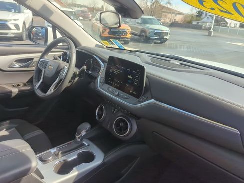 Used 2023 Chevrolet Blazer LT image 16