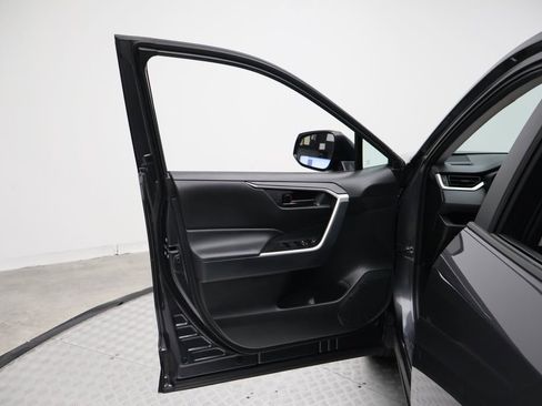 Used 2025 Toyota RAV4 LE image 15