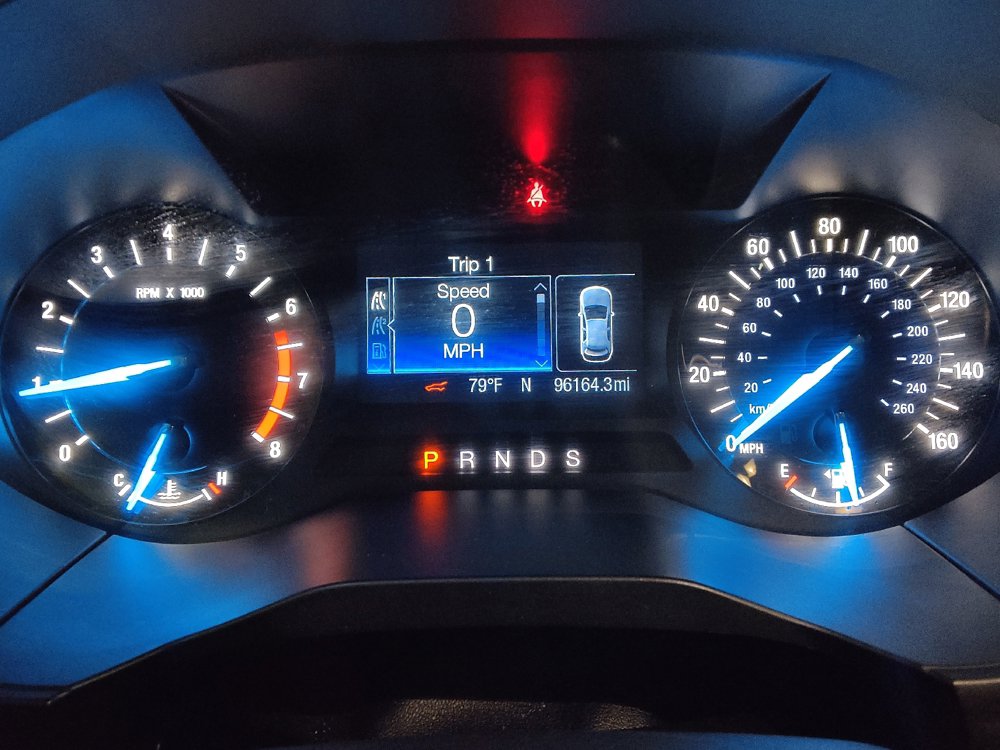 Used 2018 Ford Edge SE AWD/4WD image 23