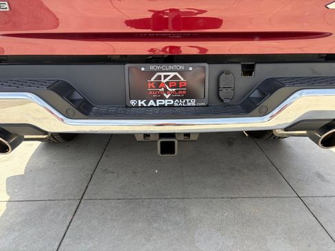 Used 2025 RAM 1500 Laramie AWD/4WD image 27