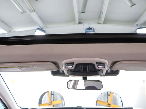 Used 2023 Subaru Outback Premium image 21