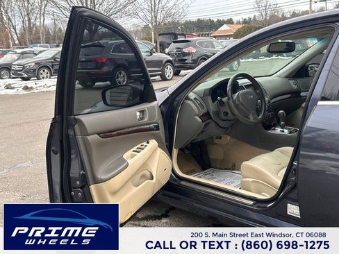 Used 2010 INFINITI G37 4dr x AWD w/ Premium Pkg image 9