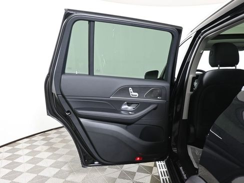 New 2026 Mercedes-Benz GLS 450 4MATIC image 35