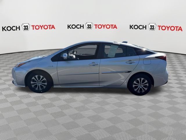 Certified 2021 Toyota Prius LE AWD/4WD image 4