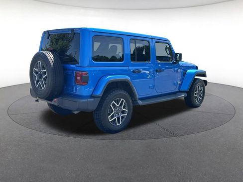 Used 2024 Jeep Wrangler Unlimited Sahara AWD/4WD image 6