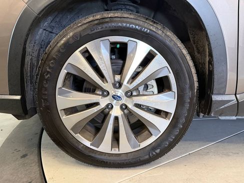 Used 2021 Subaru Ascent Limited w/ Technology Package AWD/4WD image 28