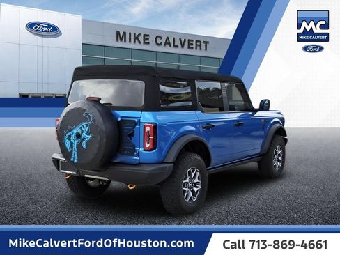 Used 2023 Ford Bronco Badlands AWD/4WD image 4