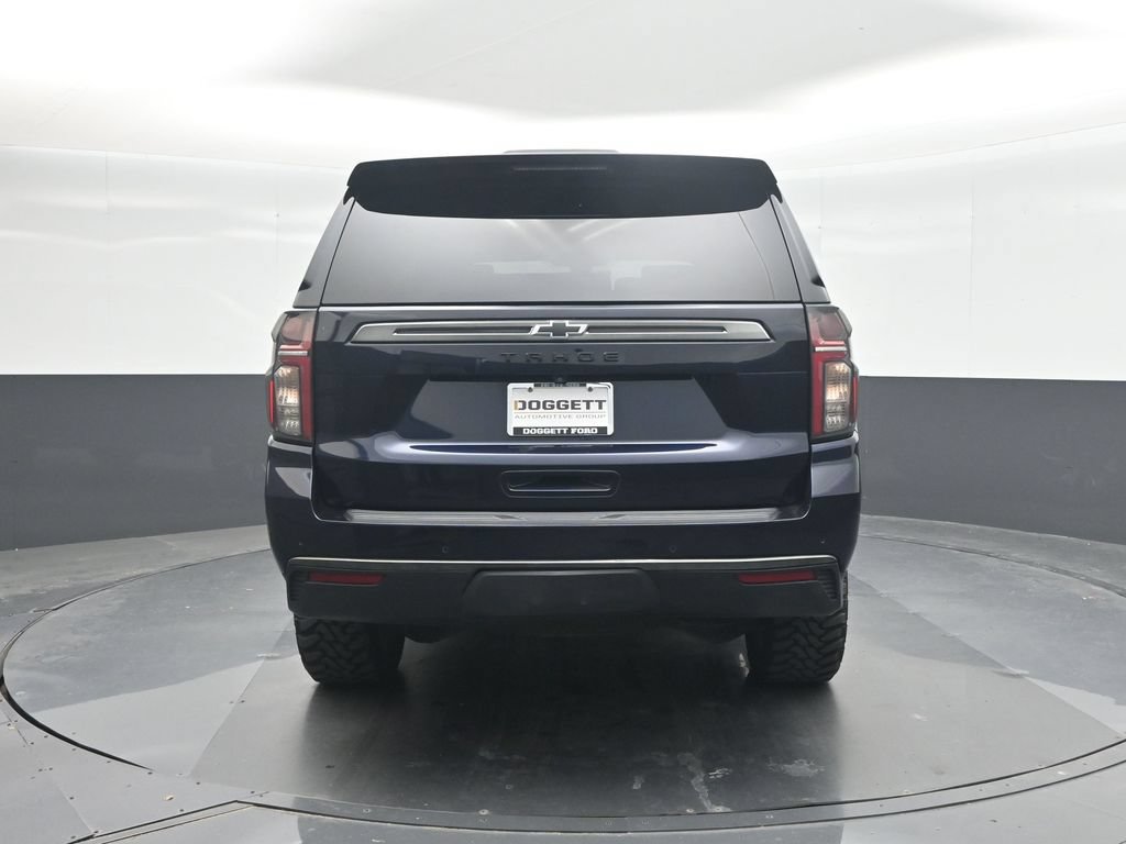 Used 2022 Chevrolet Tahoe Z71 w/ Luxury Package AWD/4WD image 17