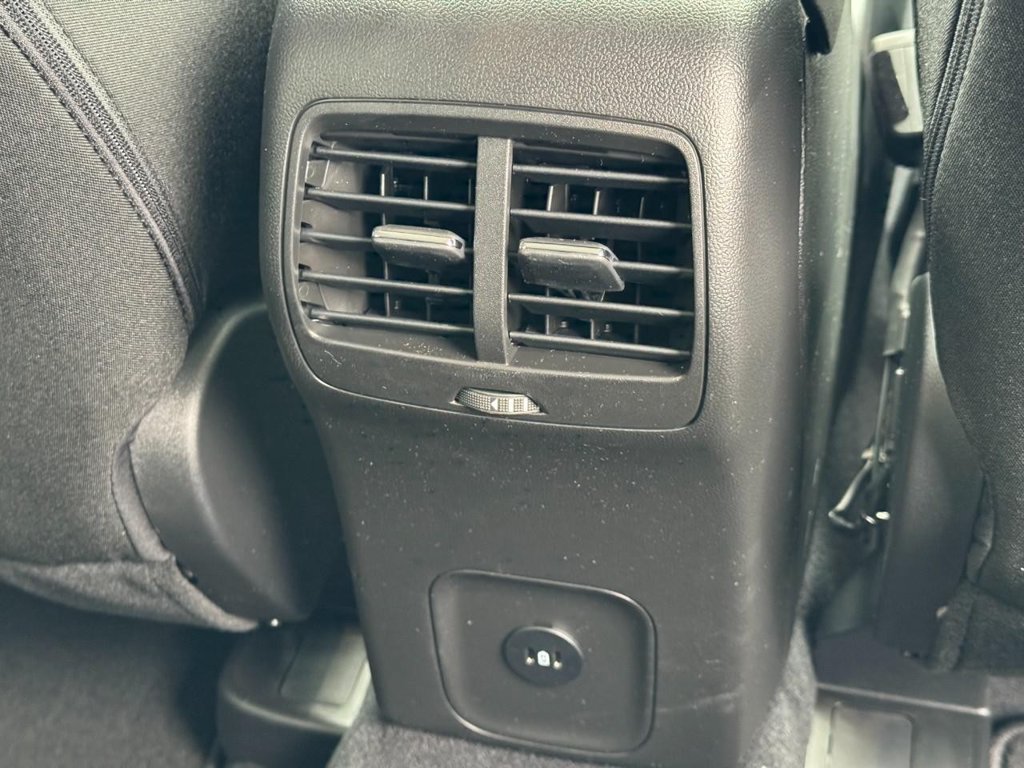 Used 2026 Ford Escape Active w/ Cold Weather Package AWD/4WD image 10