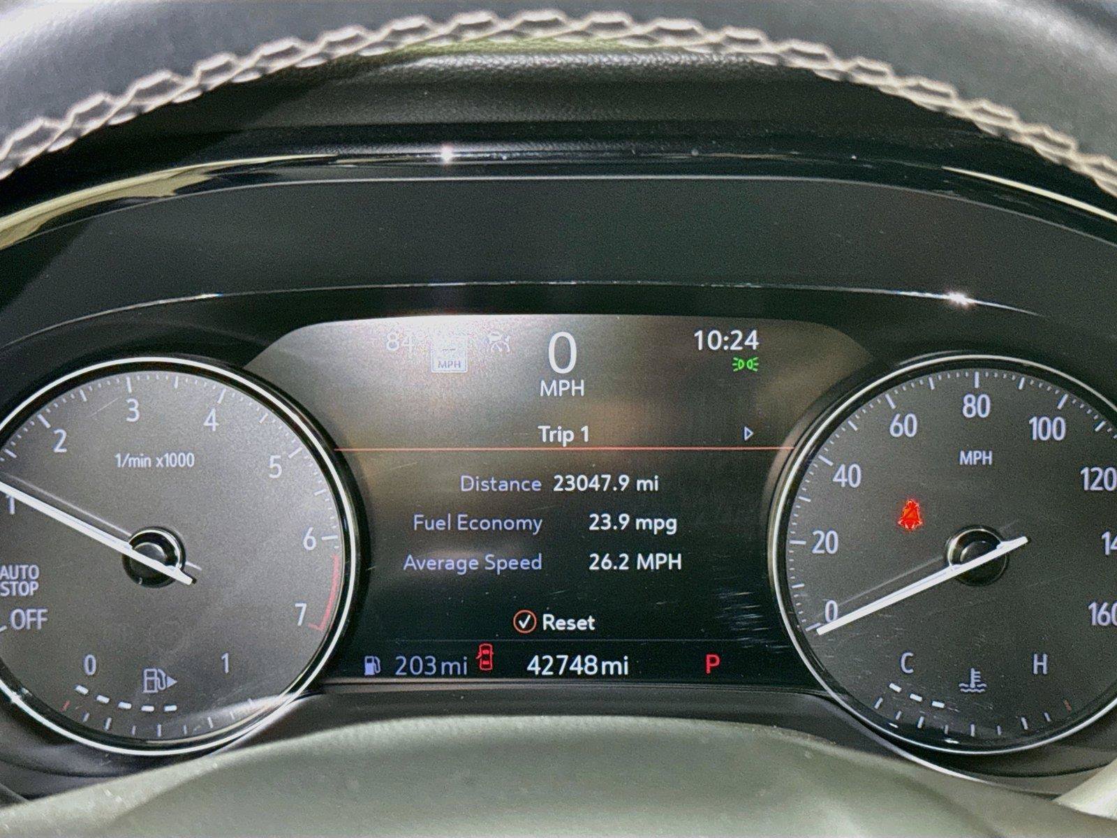 Used 2022 Buick Envision Avenir w/ Technology Package II FWD image 10