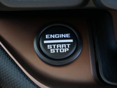 Certified 2023 Ford Bronco Sport Outer Banks w/ Tech Package AWD/4WD image 35