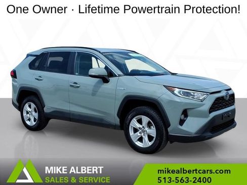 Used 2021 Toyota RAV4 XLE AWD/4WD image 1