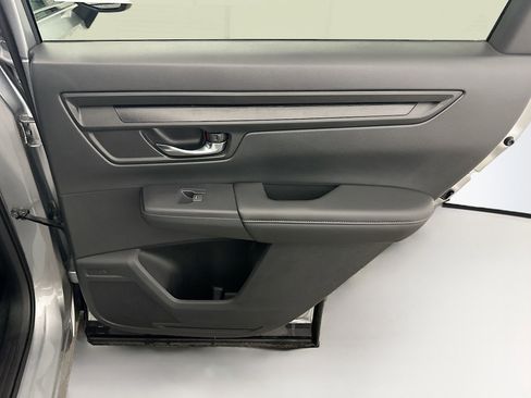 Used 2025 Honda CR-V LX image 30