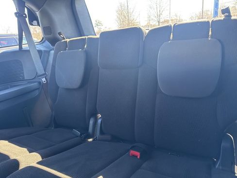 Used 2018 Dodge Grand Caravan SE image 15