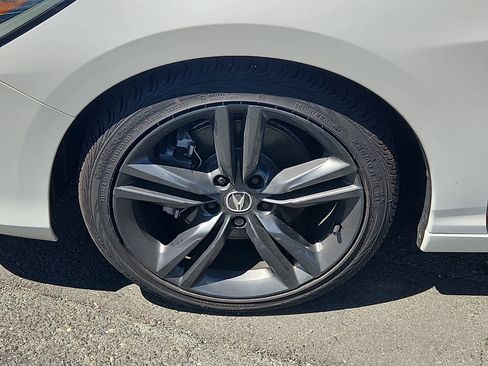Certified 2025 Acura Integra A-Spec FWD image 9
