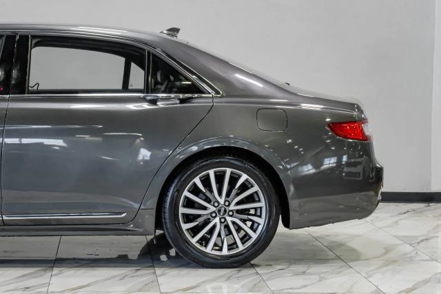 Used 2019 Lincoln Continental Select FWD image 18