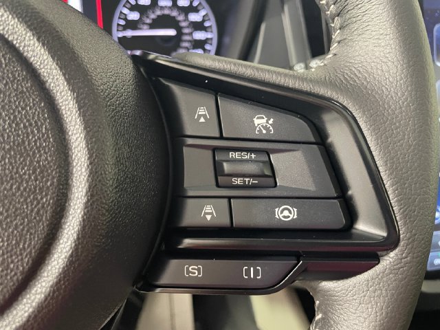 Used 2025 Subaru Forester Premium AWD/4WD image 11