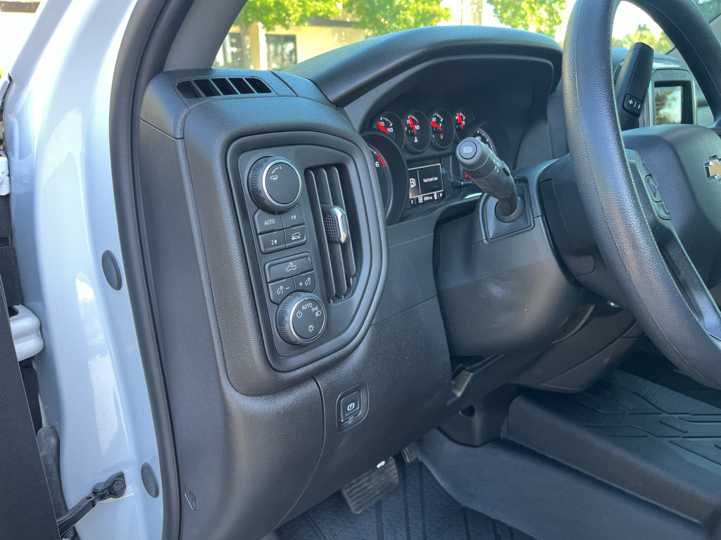 Certified 2026 Chevrolet Silverado 1500 Custom AWD/4WD image 22