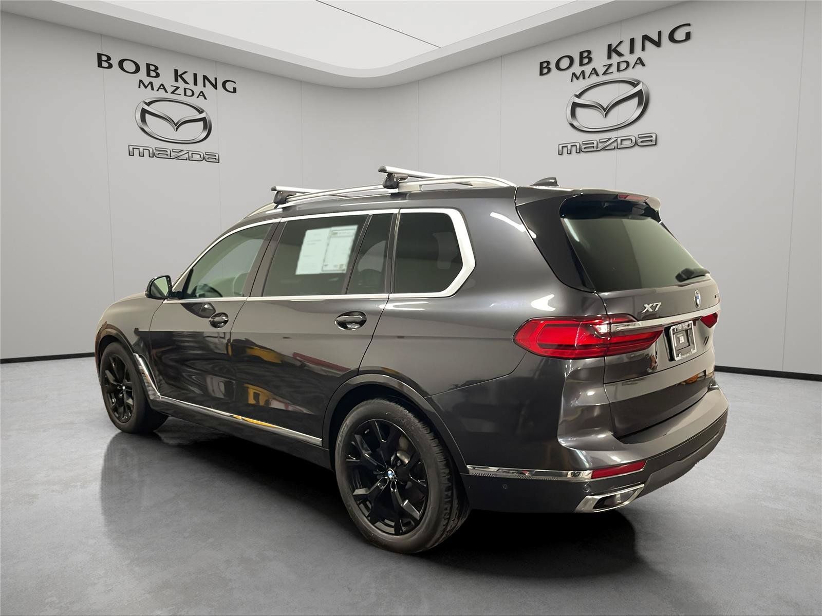 Used 2020 BMW X7 xDrive40i w/ Parking Assistance Package AWD/4WD image 3