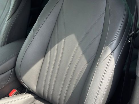 Used 2024 Maserati Grecale GT image 7