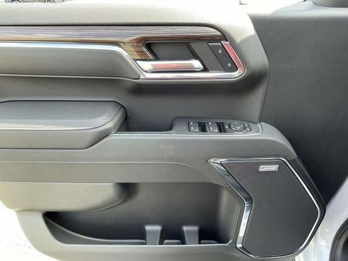 New 2025 Chevrolet Silverado 1500 RST w/ Convenience Package II AWD/4WD image 14