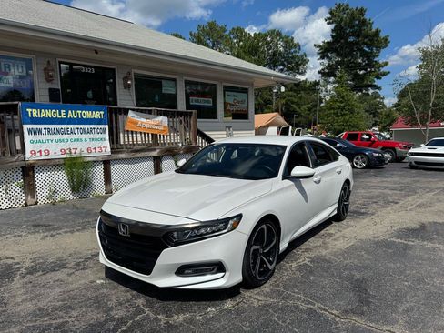 Used 2019 Honda Accord Sport image 1