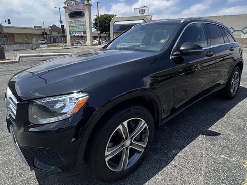 Used 2017 Mercedes-Benz GLC 300 image 3