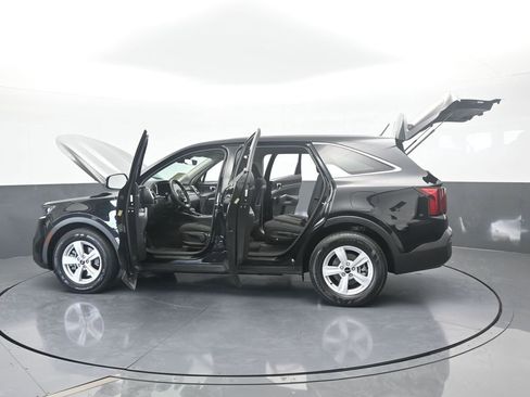 Used 2022 Kia Sorento LX image 71