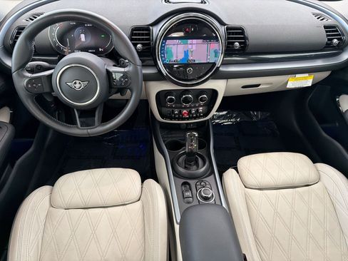 Used 2024 MINI Cooper Clubman S w/ Signature Upholstery Package FWD image 15