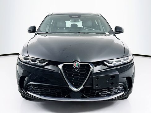 Used 2024 Alfa Romeo Tonale Ti AWD/4WD image 2